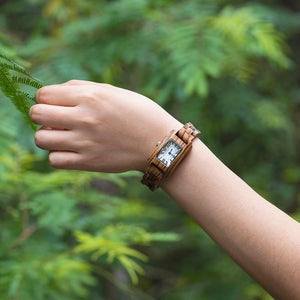 Montre en bois femme - Élégance Royale Lunaire