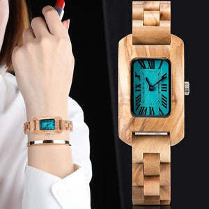 Montre en bois femme - Élégance Royale Marine