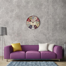 Horloge en bois 30x30cm - Café de la Tour - Décoration | Terre du Bois