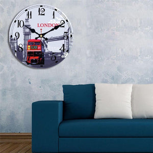 Horloge murale en bois ronde D30 cm - Londres & Bus Anglais