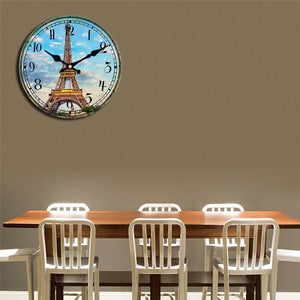 Horloge murale en bois ronde D30 cm - Carte postale Tour Eiffel